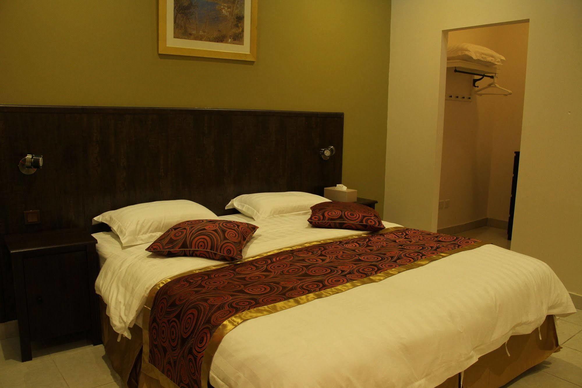 Il Villaggio Luxury Villas Jeddah Bagian luar foto